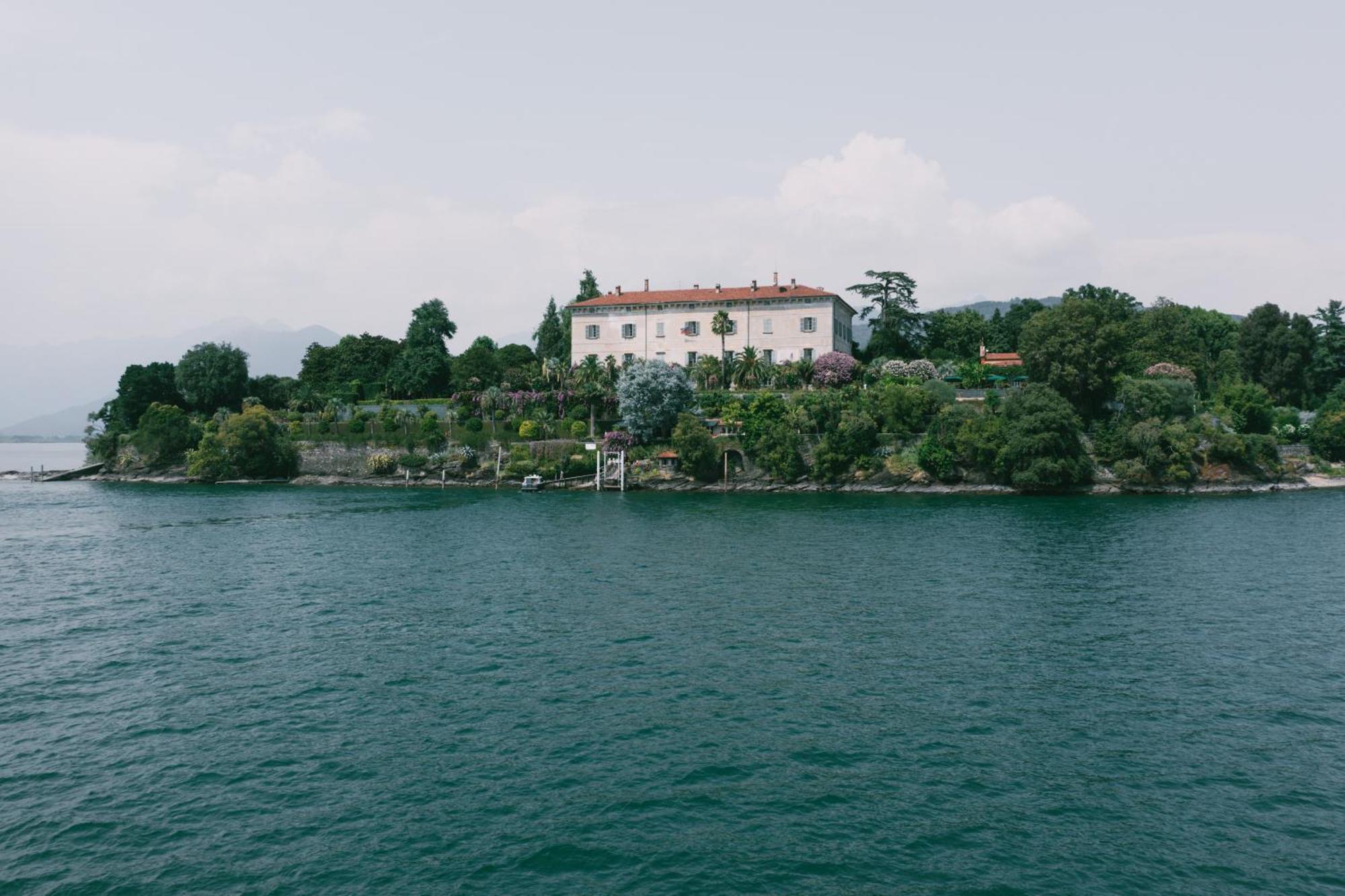 Family Apartment Vista Lago Stresa Eksteriør billede